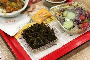 哈密瓜和酸菜鱼一起吃,跨界美食的奇妙碰撞