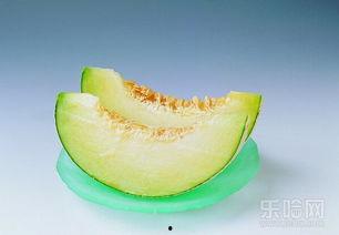 吃瓜效应什么意思,网络舆论场中的围观力量