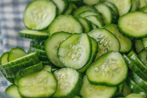 吃瓜的小技巧视频,跟着视频学小技巧，轻松成为吃瓜达人